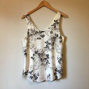 RW&CO. Black & White Rose Floral Sleeveless Bilayer Blouse Size Small